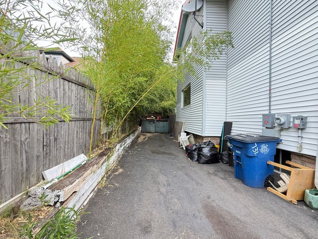 731 George Street, New Haven, CT 06511