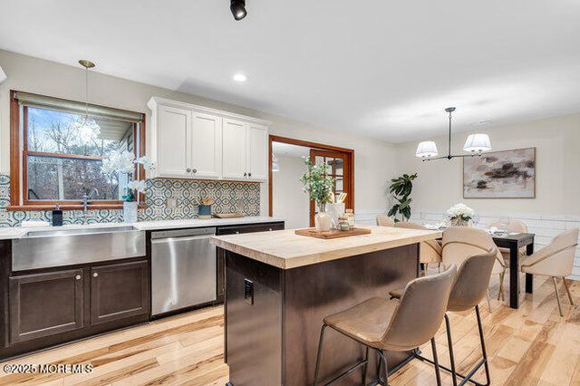 592 Whitecomb Street, Jackson, NJ 08527