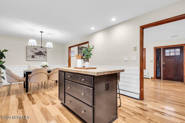 592 Whitecomb Street, Jackson, NJ 08527