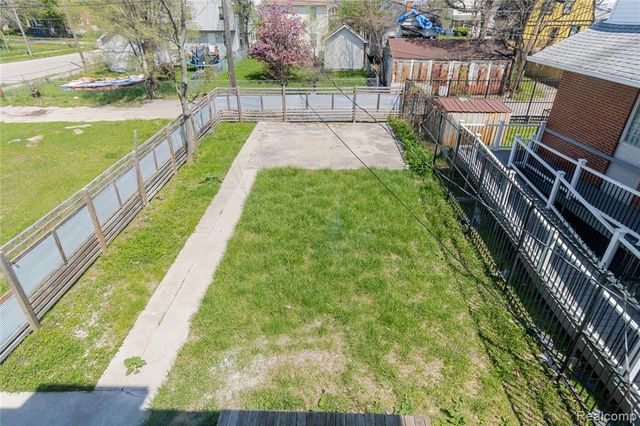 7436 Oakland Street, Detroit, MI 48211