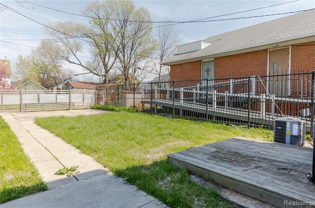 7436 Oakland Street, Detroit, MI 48211
