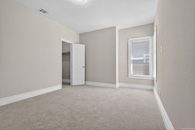 1823 Edison, San Antonio, TX 78201