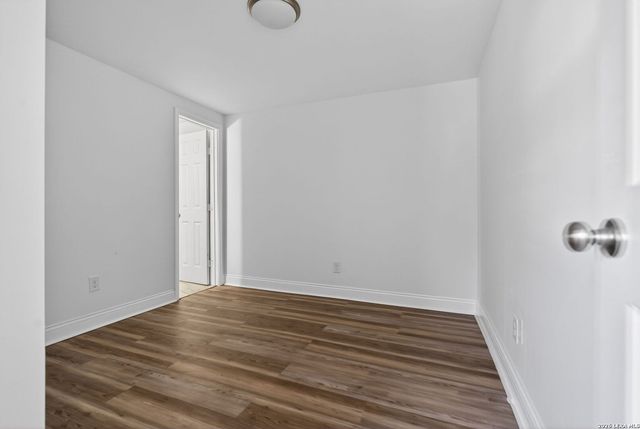 1823 Edison, San Antonio, TX 78201