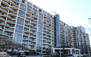 1530 KEY BLVD #1319, Arlington, VA 22209