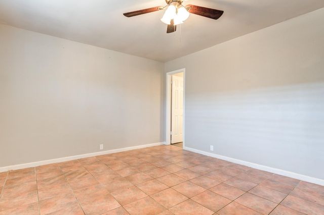 4409 49th Street, Lubbock, TX 79414