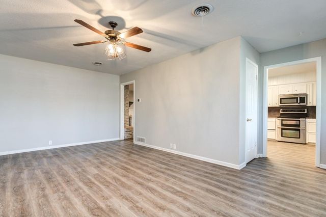 4409 49th Street, Lubbock, TX 79414