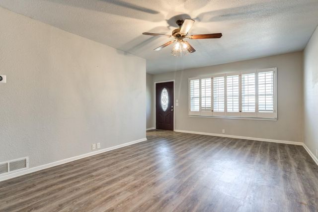 4409 49th Street, Lubbock, TX 79414