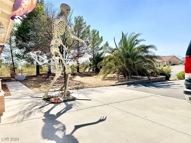 2281 Pampa Avenue, Pahrump, NV 89048