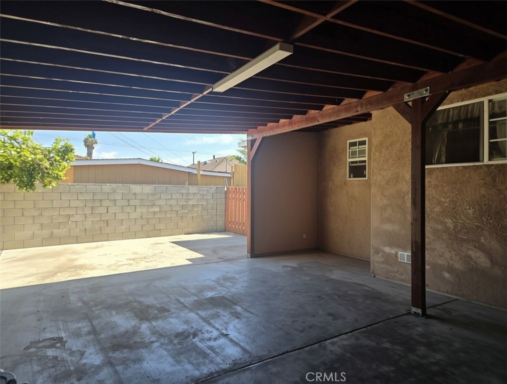 2407 E Bliss, Compton, CA 90222 — photo 3