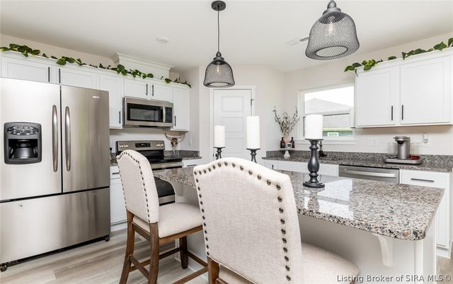 829 Wolf Run Park Boulevard, Jeffersonville, IN 47130