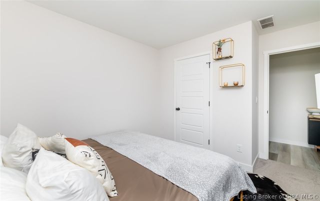 829 Wolf Run Park Boulevard, Jeffersonville, IN 47130