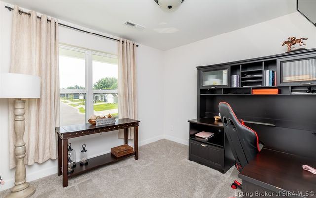 829 Wolf Run Park Boulevard, Jeffersonville, IN 47130