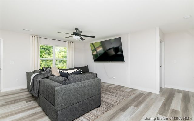 829 Wolf Run Park Boulevard, Jeffersonville, IN 47130