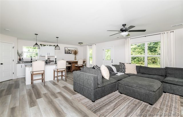 829 Wolf Run Park Boulevard, Jeffersonville, IN 47130