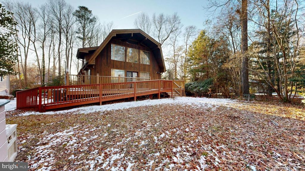 Image 2 of property listing at 23207 BOAT DOCK CT E, Lewes, DE 19958