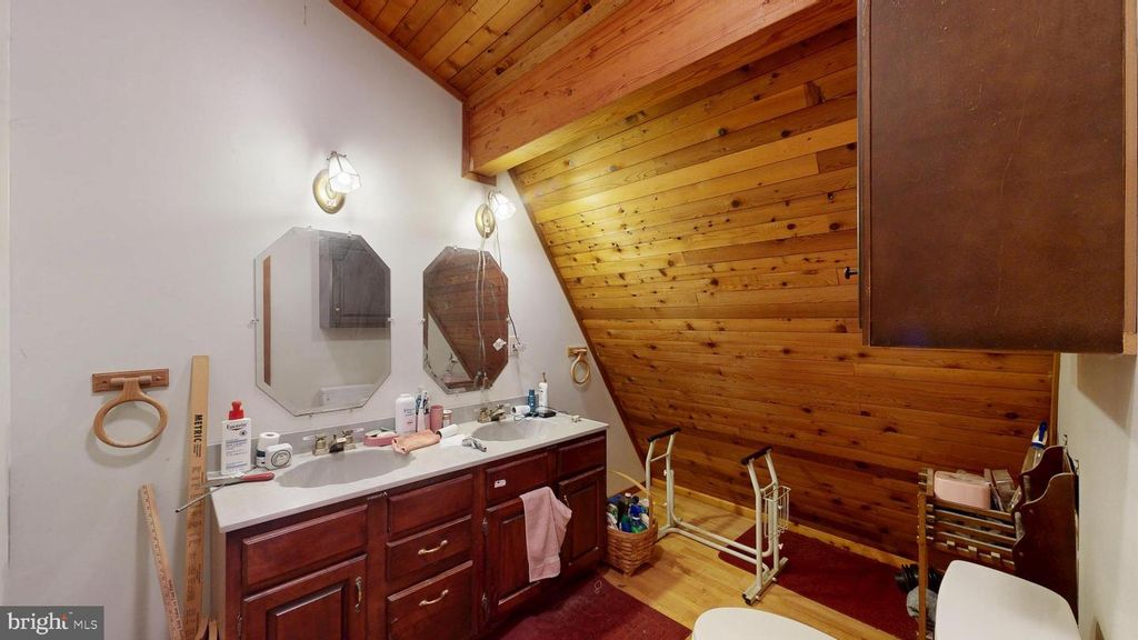 Image 34 of property listing at 23207 BOAT DOCK CT E, Lewes, DE 19958