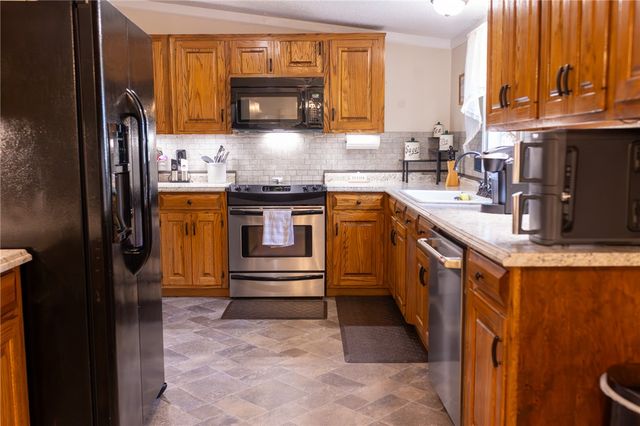 2632 Broadway Lake Road, Anderson, SC 29621