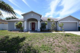 136 SE 19th LN, Cape Coral, FL 33990