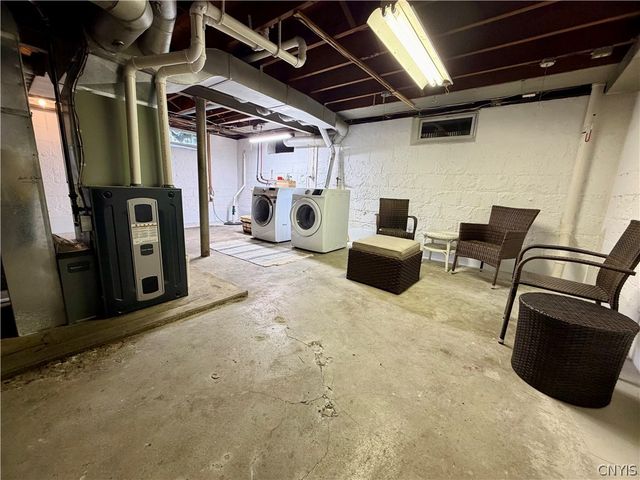 210 Sherwood Drive, Dewitt, NY 13214