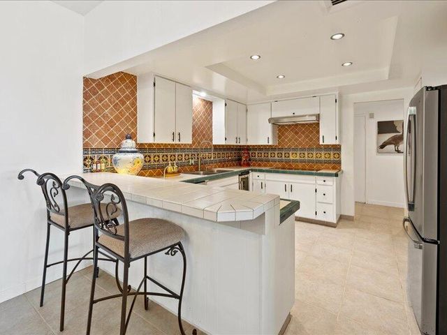 899 Island Drive 102, Rancho Mirage, CA 92270