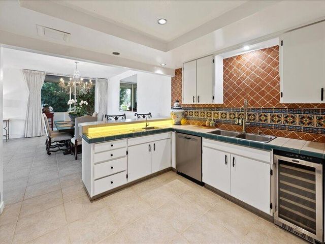 899 Island Drive 102, Rancho Mirage, CA 92270