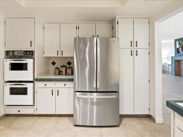 899 Island Drive 102, Rancho Mirage, CA 92270