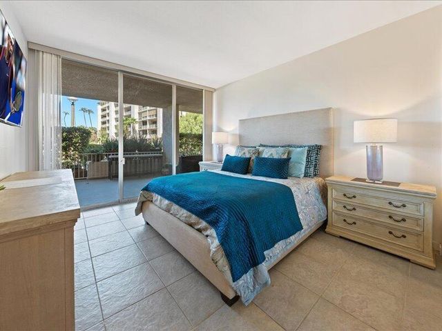 899 Island Drive 102, Rancho Mirage, CA 92270