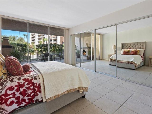 899 Island Drive 102, Rancho Mirage, CA 92270