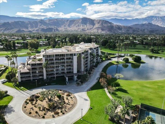 899 Island Drive 102, Rancho Mirage, CA 92270
