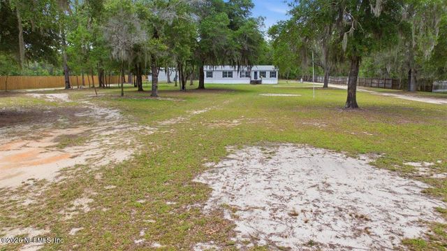 194 KEUKA Road, Interlachen, FL 32148