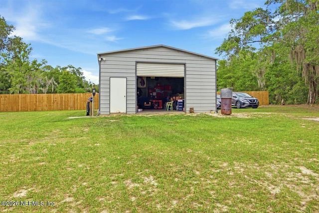 194 KEUKA Road, Interlachen, FL 32148
