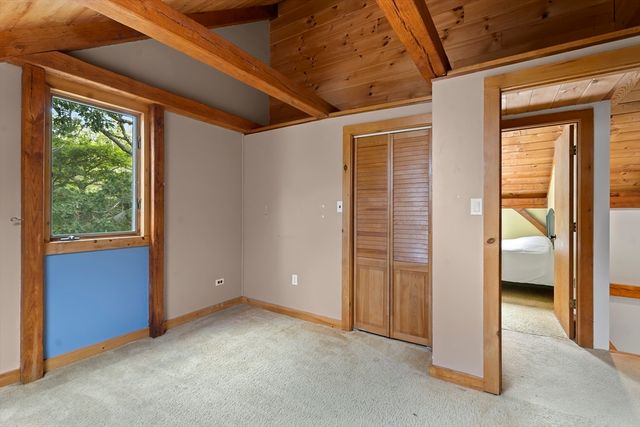 36 Smith Hollow Dr, Edgartown, MA 02539