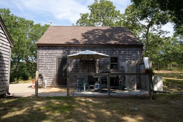 36 Smith Hollow Dr, Edgartown, MA 02539