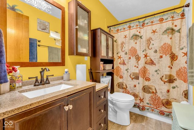 135 South Street, Southport, IN 46227