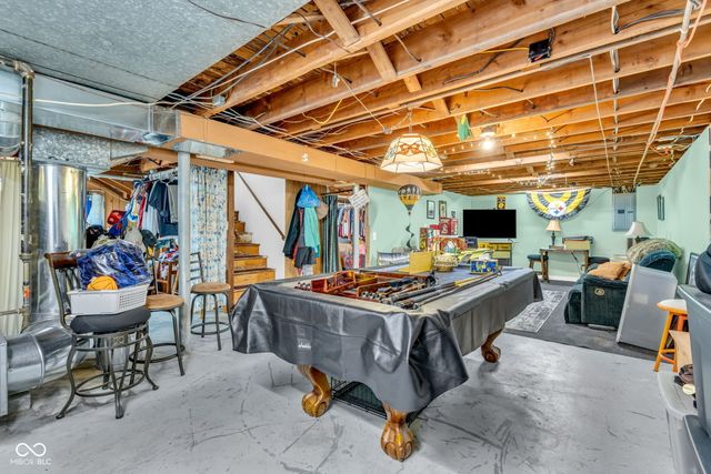 135 South Street, Southport, IN 46227