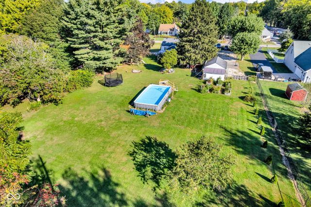 135 South Street, Southport, IN 46227