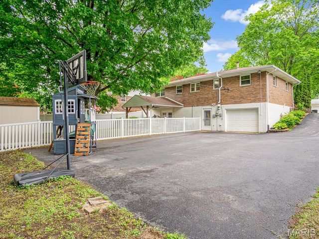 3505 Sheridan Avenue, Belleville, IL 62226