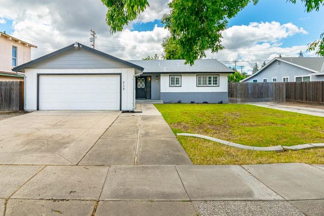 712 Woodrow Ave, Modesto, CA 95350