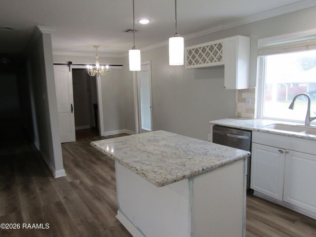 821 E Santa Clara Street, New Iberia, LA 70563