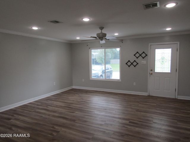 821 E Santa Clara Street, New Iberia, LA 70563