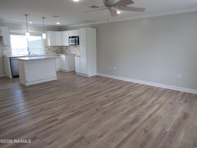 821 E Santa Clara Street, New Iberia, LA 70563