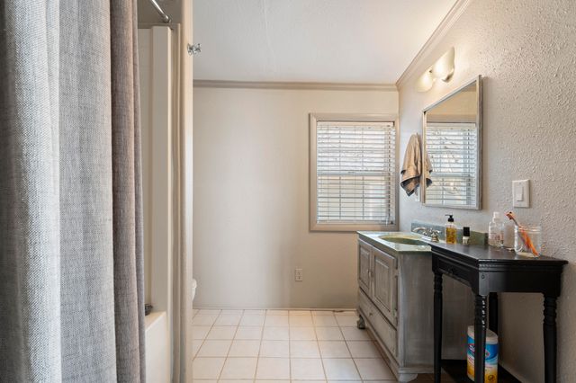 25954 S 605 Court, Grove, OK 74344