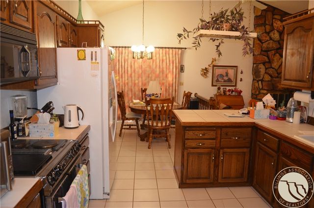 3110 Parkhill Dr, Billings, MT 59102