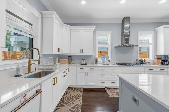 1126 EDWARDS LANE, Orlando, FL 32804