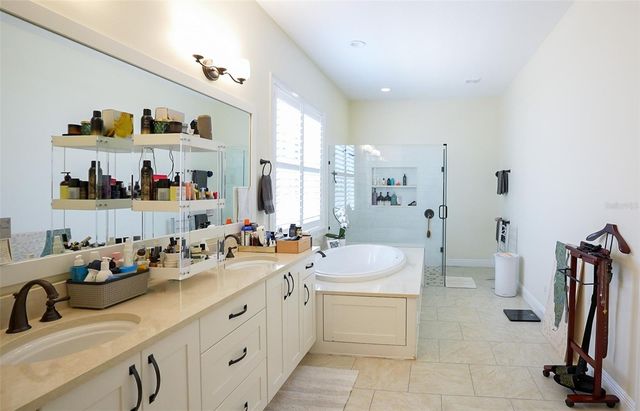 1126 EDWARDS LANE, Orlando, FL 32804