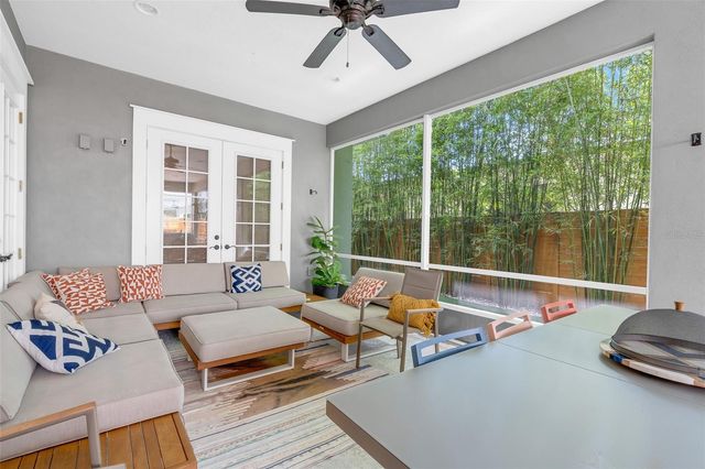 1126 EDWARDS LANE, Orlando, FL 32804