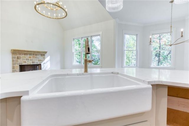 631 St Ives Walk, Monroe, GA 30655