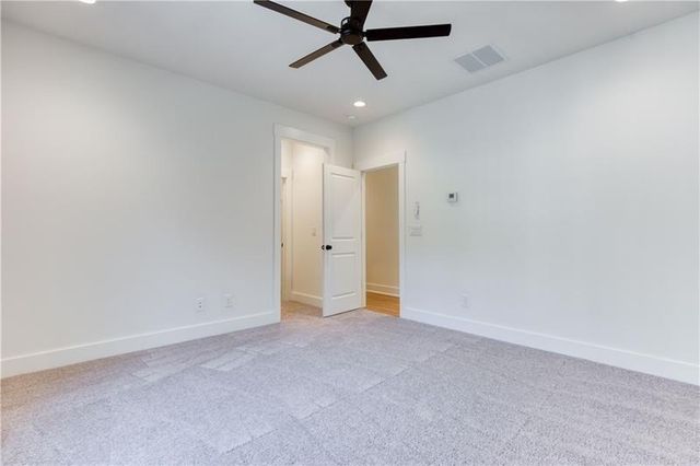 631 St Ives Walk, Monroe, GA 30655