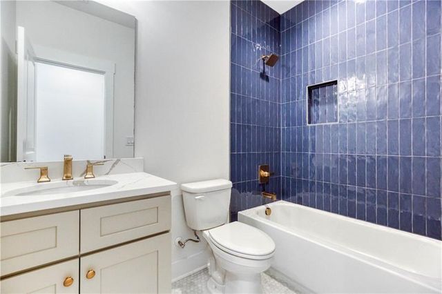 631 St Ives Walk, Monroe, GA 30655