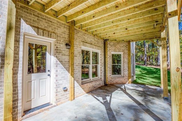 631 St Ives Walk, Monroe, GA 30655